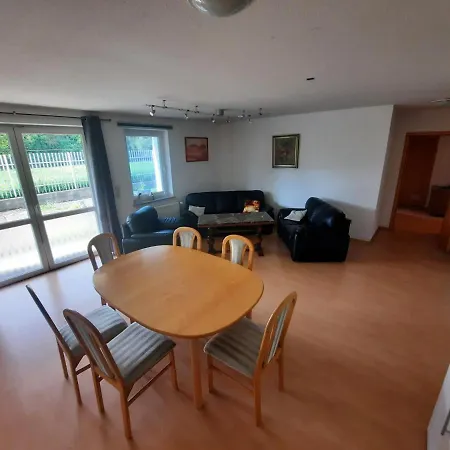 C & R Zimmervermietung Guest house