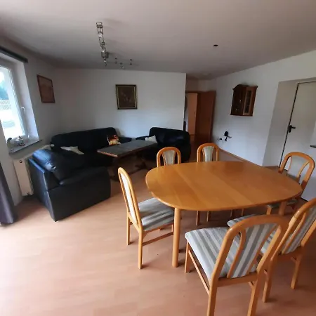 C & R Zimmervermietung Maison d'hôtes Hanovre