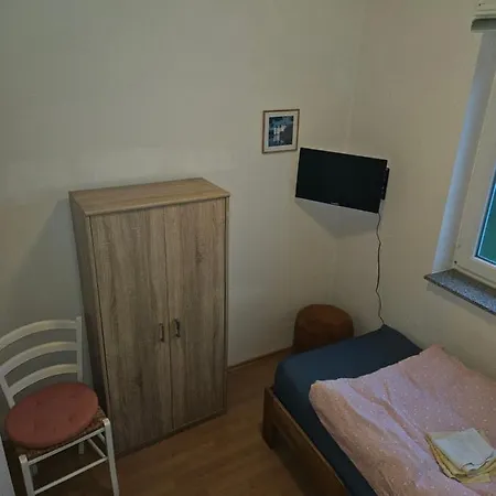 C & R Zimmervermietung בית הארחה הנובר